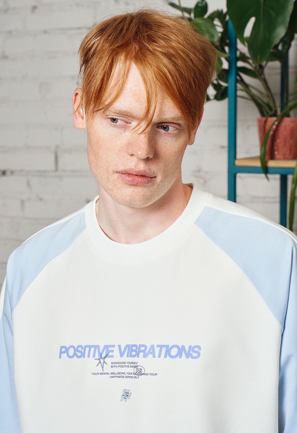 Футболка "Студия позитива" черничный пломбир