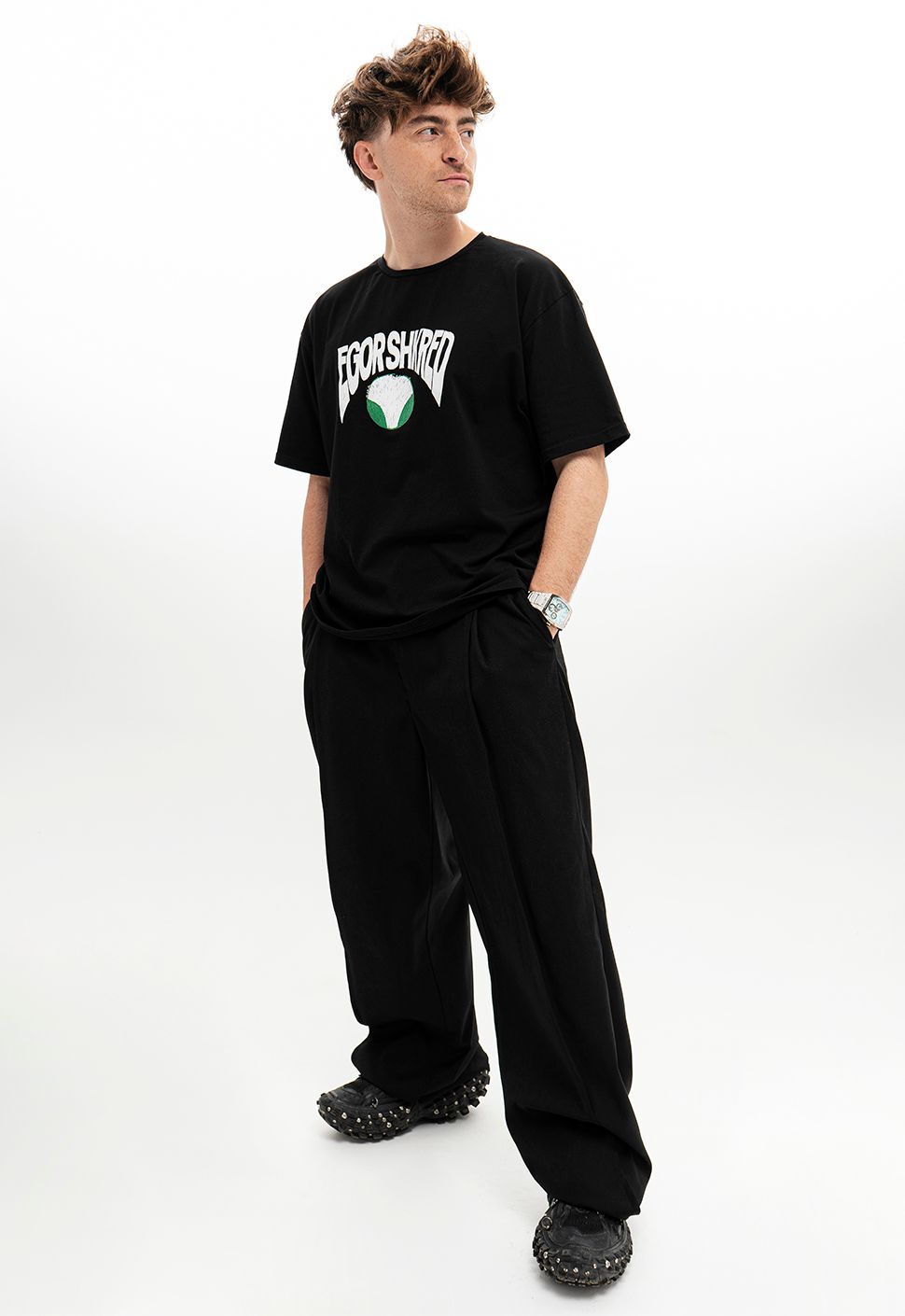 Футболка черная "EGOR SHKRED"