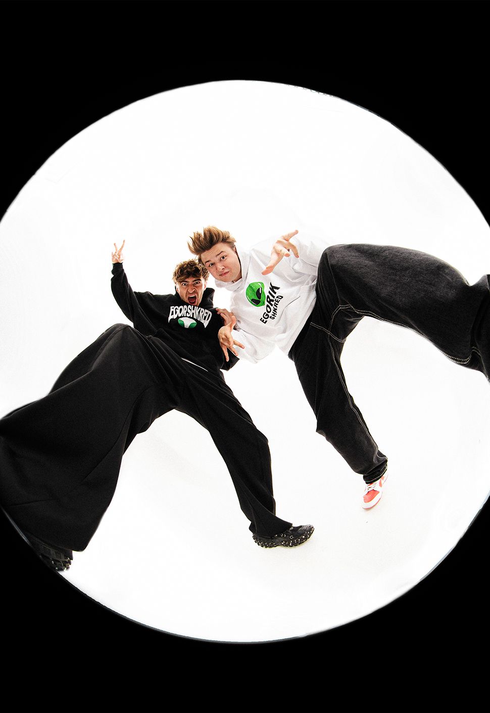 Худи черный "EGOR SHKRED"