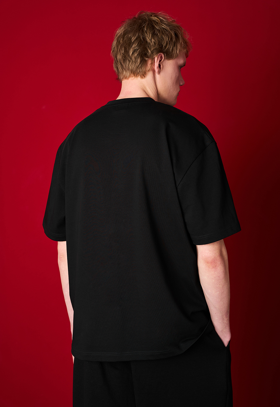 Футболка "Люди не меняются" чёрная