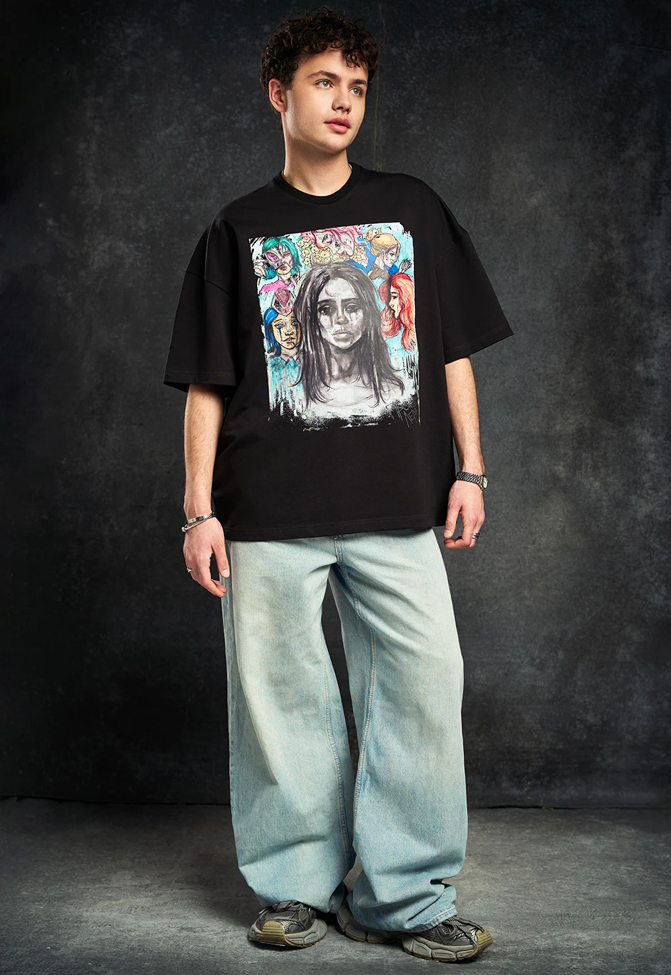 Футболка "Рисунок" чёрная