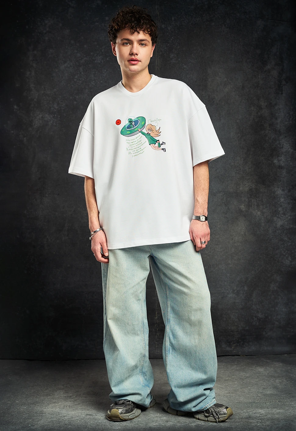 Футболка "Инопланетяне" белая