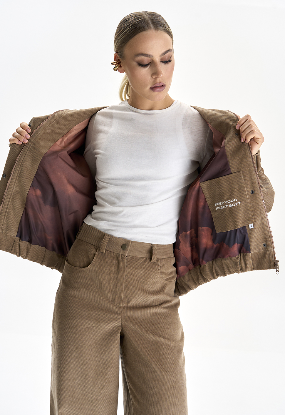 Куртка "Sandstorm" бежевый вельвет