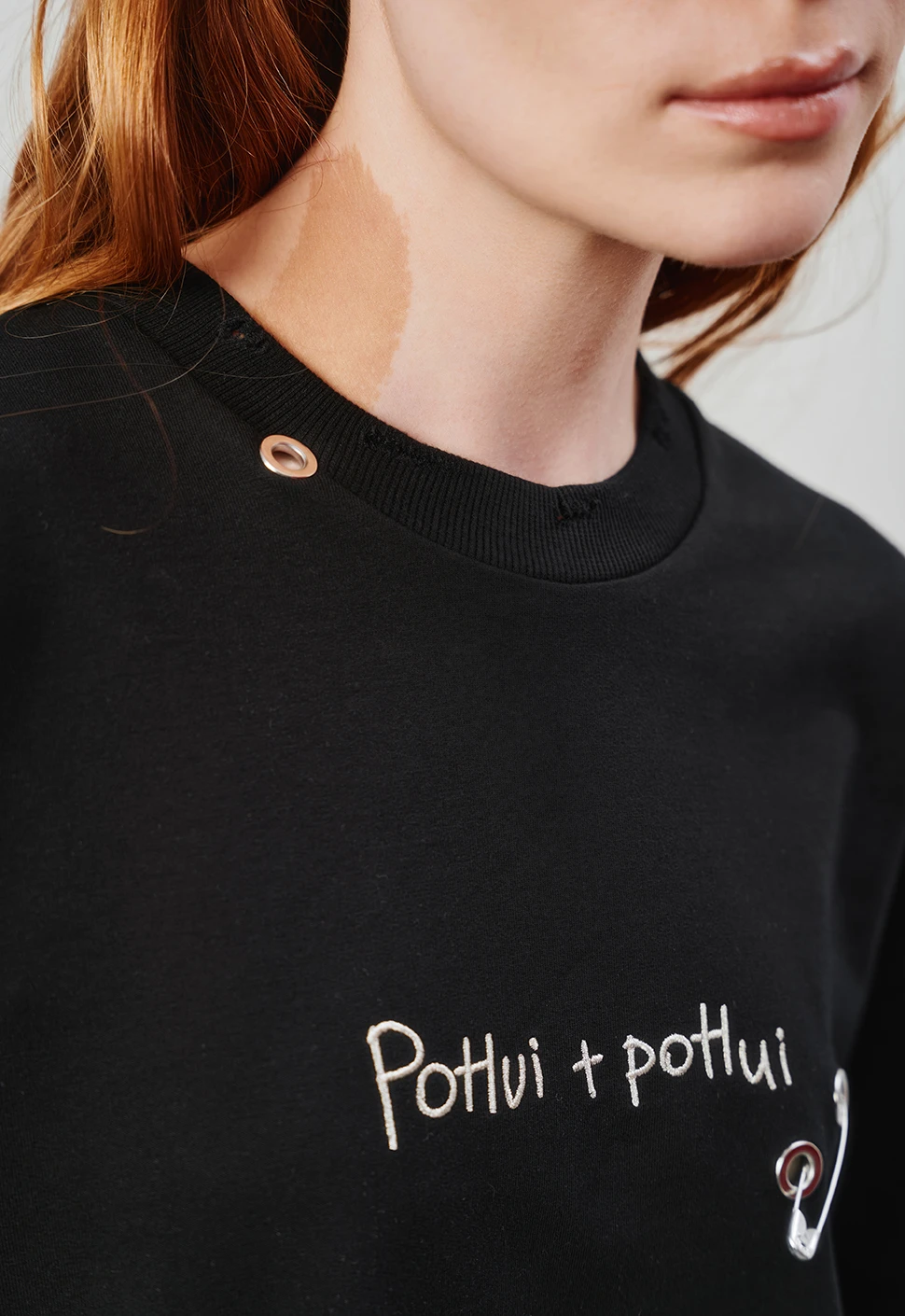 Лонгслив "Po*ui+Po*ui" чёрный