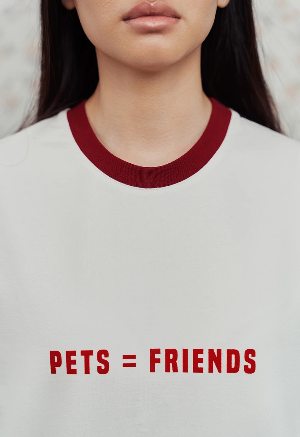 Футболка "Pets=Friends" молочный бархат