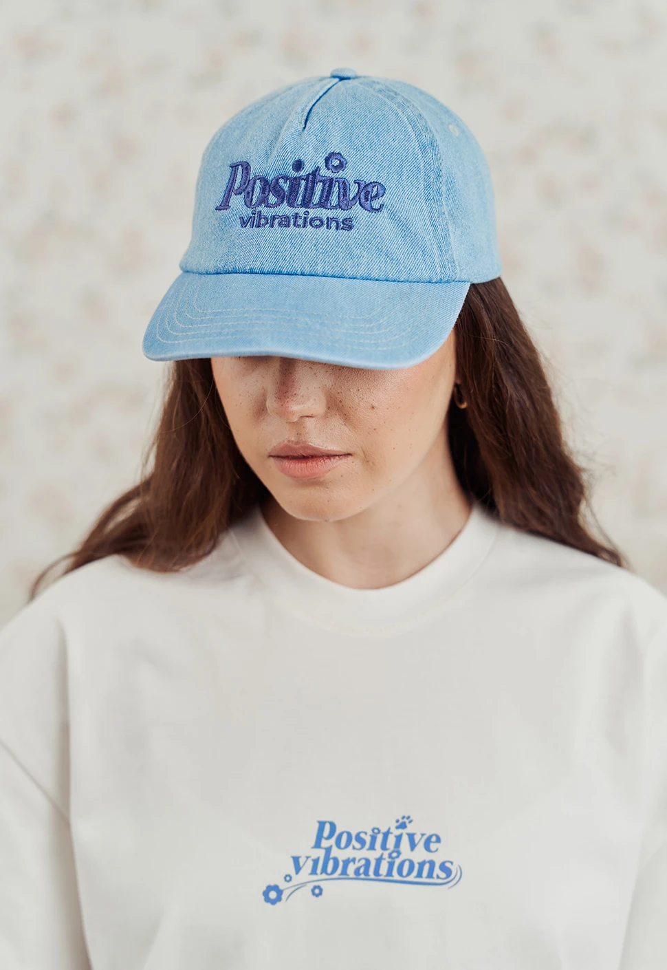 Бейсболка "Positive Vibrations"